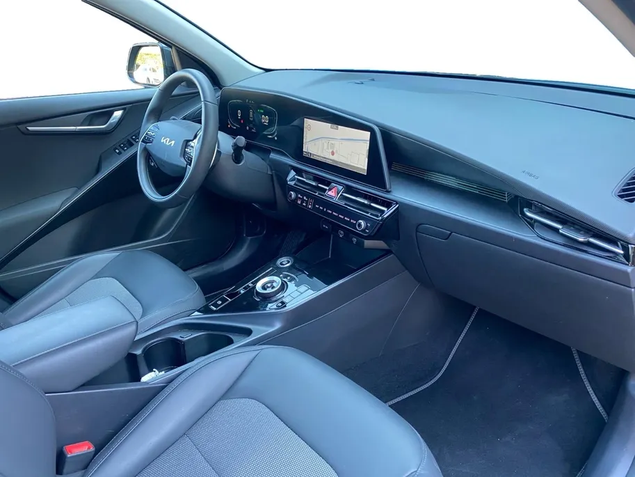 Kia Niro 1.6 GDi Hybrid DynamicLine | Climate control | LM velgen | Elektr. bestuurdersstoel | Dodehoekdetectie | Navigatie | Parkeercamera | Cruise control