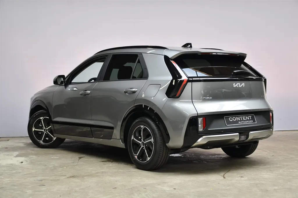 Kia Niro 1.6 GDi Hybrid 138pk DCT6 DynamicPlusLine Snel leverbaar!