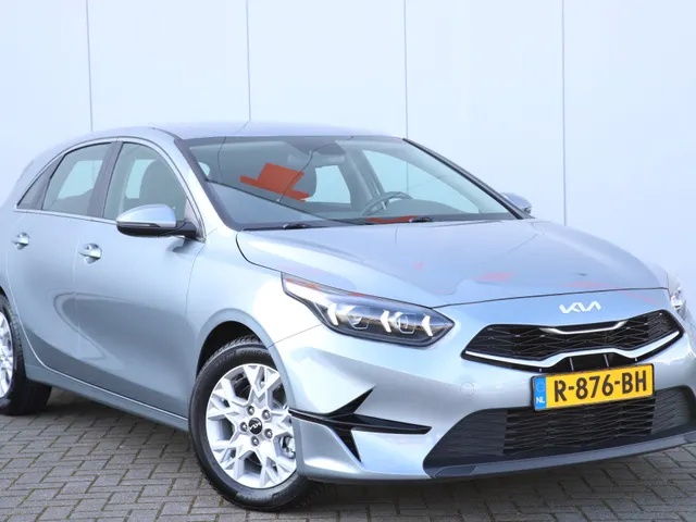 Kia Ceed 1.0 T-GDi 120PK DynamicLine | Navi | Camera | Cruise | Apple carplay