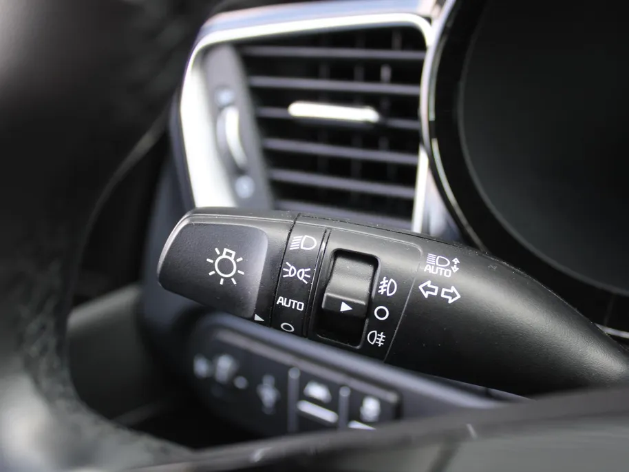 Kia Ceed Sportswagon 1.0 T-GDi DynamicPlusLine | Stoel- & stuurverwarming | Camera | LED | Navi | Elek. achterklep |