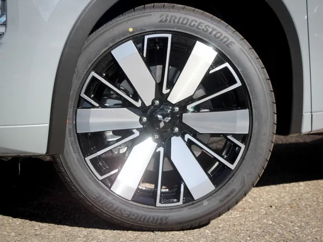 Mitsubishi Outlander 2.4 PHEV Instyle+
