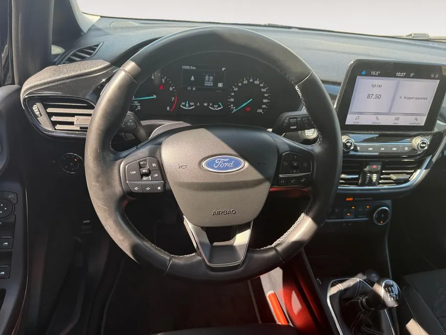 Ford Fiesta 1.0 EcoBoost Hybrid Titanium | Winter Pakket | Apple Carplay & Android Auto | Parkeersensoren achter | Climate Control |