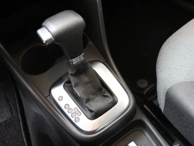 Volkswagen Polo 1.4-16V Comfortline Automaat Airco | Cruise Control | Centrale vergrendeling | Goed onderhouden