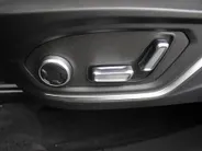 Lynk & Co 01 1.5 | PHEV | Trekhaak | Stoelverwarming | Elek. stoelverstelling + achterklep | Pano dak | Dodehoek detectie | Camera | 20' LM | HK Audio |