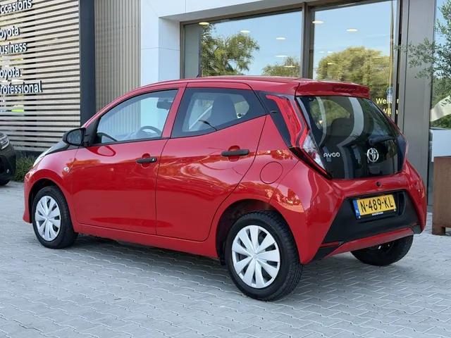 Toyota Aygo 1.0 VVT-i x-fun