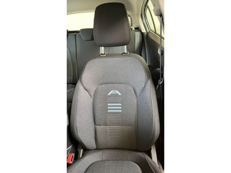 Ford Focus 1.0 EcoBoost Hybrid Active 125 PK | Automaat | Winterpack | Apple Carplay - Android Auto |  Full LED | Keyless Entry & Start |