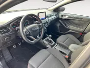 Ford Focus Wagon 1.0 EcoBoost ST Line Business | Stoelverwarming | Voorruit verwarming | Navi | Camera