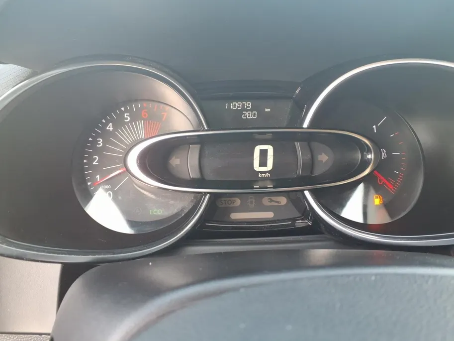 Renault Clio 0.9 TCe Iconic | PDC | LVM | Airco | 4 nieuwe banden | 1 jaar Garantie