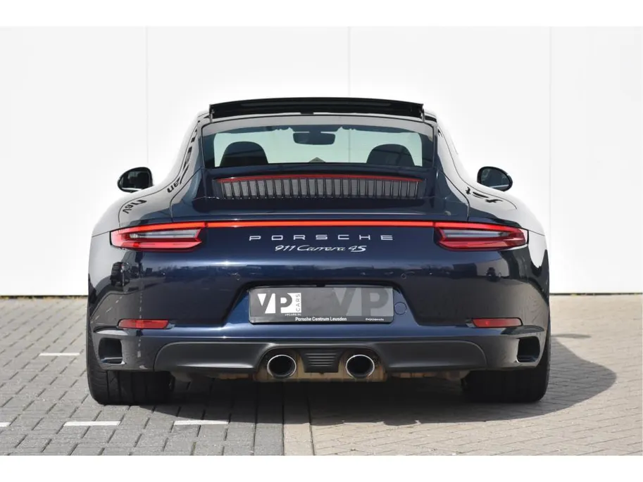 Porsche 911 3.0 Carrera 4S