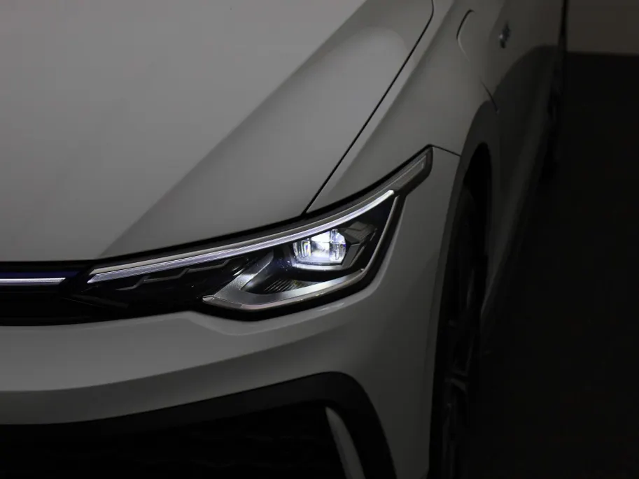Volkswagen Golf GTE 1.5eHybrid 272PK GTE · Navigatie · Apple/Android Car Play · Camera + Parkeersensoren · Garantie t/m 18-03-2030 of 100000km