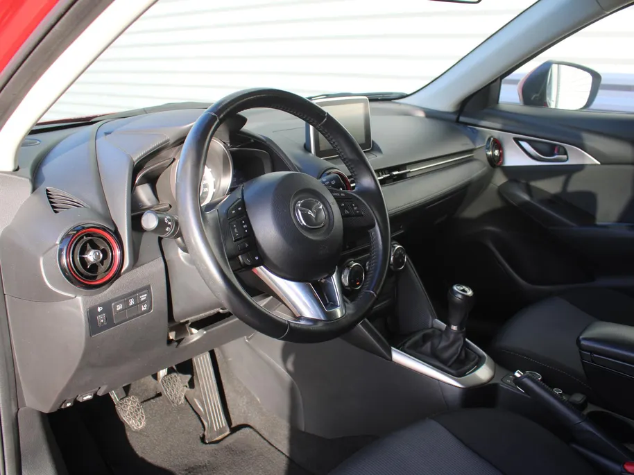 Mazda CX-3 2.0 SkyActiv-G 120 SkyLease+ | Stoelverwarming | Navi | Clima | Cruise | Parkeersensor achter | 18' LM | Dealeronderhouden | Gespecialiseerd in Mazda | Voorheen Mazda dealer |