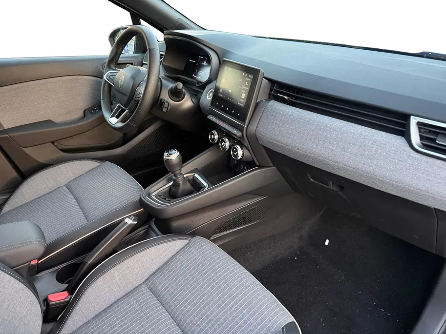 Renault Clio 1.0 TCE TECHNO NAVI AIRCO CAMERA CRUISE CONTROLE APPLE CARPLAY ANDROID AUTO 7 INCH SCHERM ZEER MOOIE AUTO PAS 3000KM