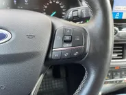 Ford Fiesta 1.0 EcoBoost Vignale 125PK | Adaptieve Cruise Control | B&O | Half leder | Camera | Keyless Entry | Privacy Glass | Winter Pack | Parkeersensoren | Navigatie | All weather banden
