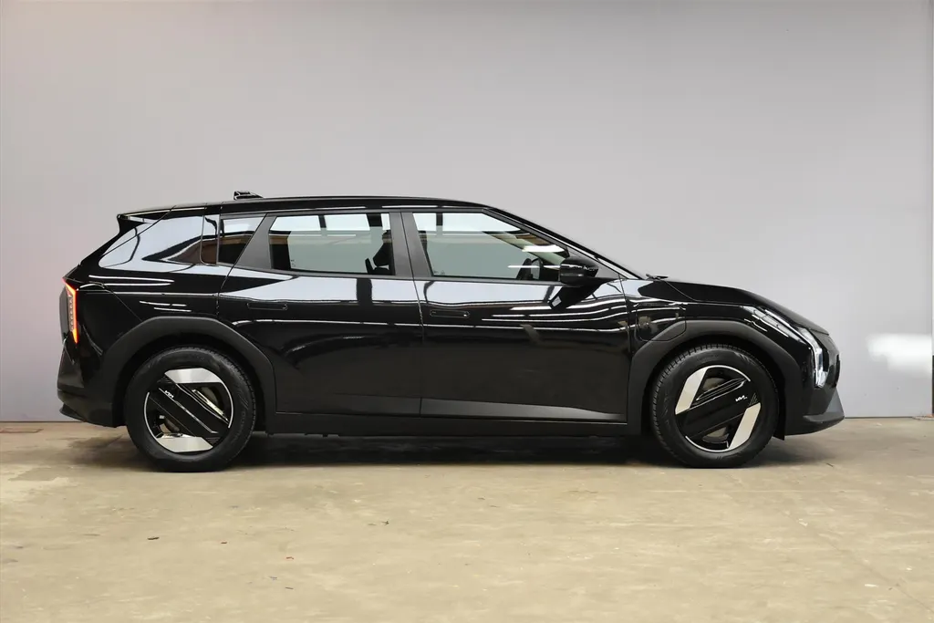 Kia EV4 81,4 kWh 204PK Air
