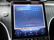 Mercedes-Benz C-Klasse 300 e AMG Line l Stoelverwarming l Achteruitrij camera l Ambiente lichtpakket