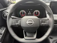 Nissan Juke 1.6 Hybrid N-Connecta | NISSAN MORE 10 JAAR GARANTIE | MODELJAAR 26 | DIRECT RIJDEN | 4000 EURO KORTING | ACHTERUITRIJCAMERA | CARPLAY | STOELVERWARMING |