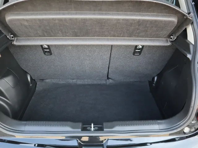 Suzuki Swift 1.2 Style Smart Hybrid AdaptiveCruise | Carplay | Keyless VERKOCHT