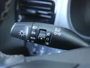 Kia Stonic 1.0 T-GDi MHEV DynamicLine | Navi | Clima | Cruise | Camera | 15' LM | Parkeersensor achter |