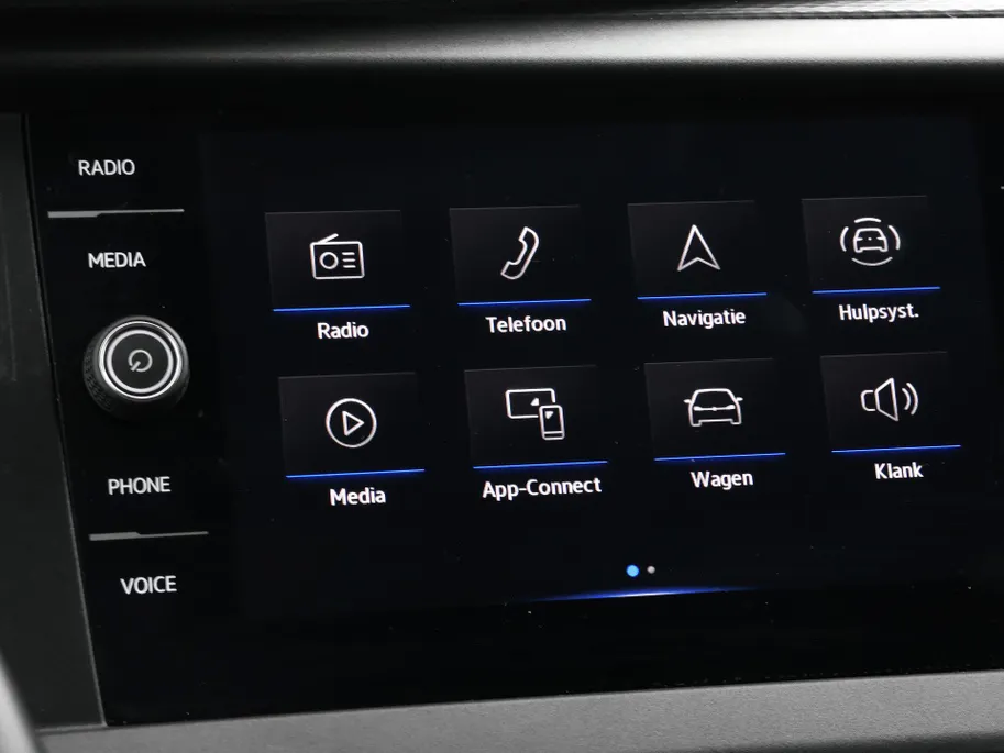 Volkswagen Bedrijfswagens Transporter 2.0 TDI L1H1 28 · Camera · Trekhaak · Apple/Android Car Play · Navigatie · Cruise Control · Vloerplaat · 16'' Inch · Garantie t/m 01-04-2028 of 100.000km