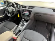 Škoda Octavia Combi 1.5 TSI Greentech Ambition Business | Automaat | Navigatie | Apple carplay & Android auto | Parkeersensoren voor en achter | Achteruitrijcamera | Elektr. achterklep | Afneembare trekhaak | Stoelverwarming voor | Bovag garantie |