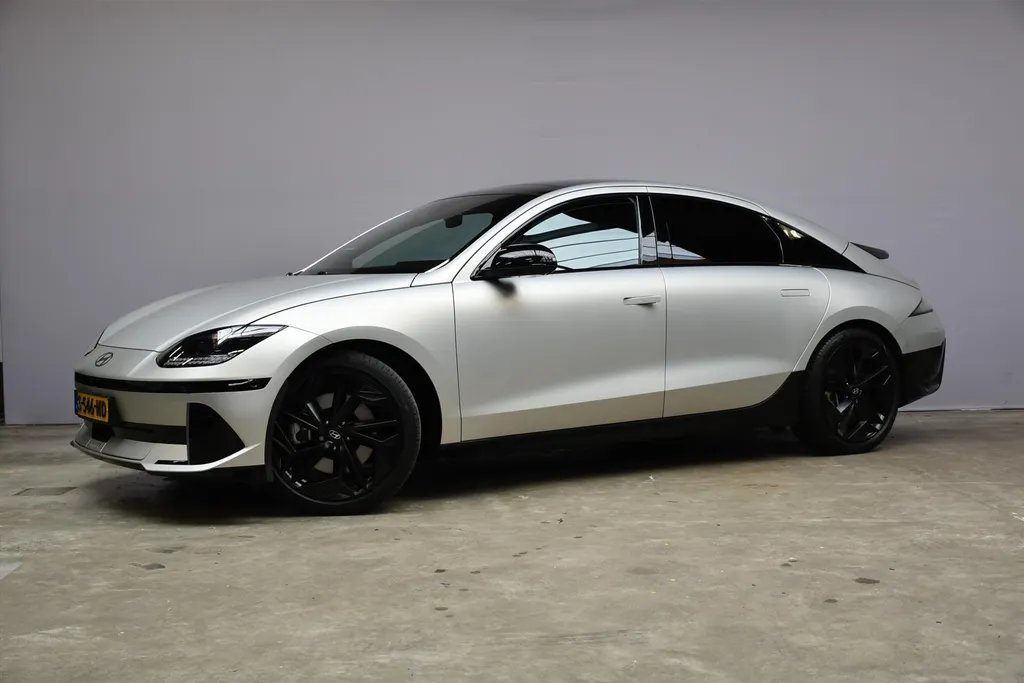 Hyundai IONIQ 6 77,4 kWh 325pk AWD First Edition I SOH 100% I Afn. trekhaak