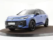 Volkswagen T-Roc R-Line First Edition 1.5 eTSI 150 PK 6 versn. DSG · Assistance Pakket · Multimedia Pakket · Park & Comfort Pakket · Voorraad OUTLET · Prijs is inclusief inruilpremie ·