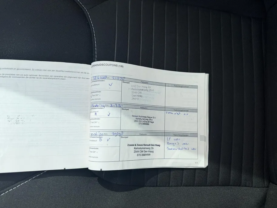 Renault Clio Estate 0.9 TCe Limited | Camera | Parkeersensoren | Bluetooth | Navigatie | All Season Banden | Dealer Onderhouden | 12 Maanden BOVAG Garantie