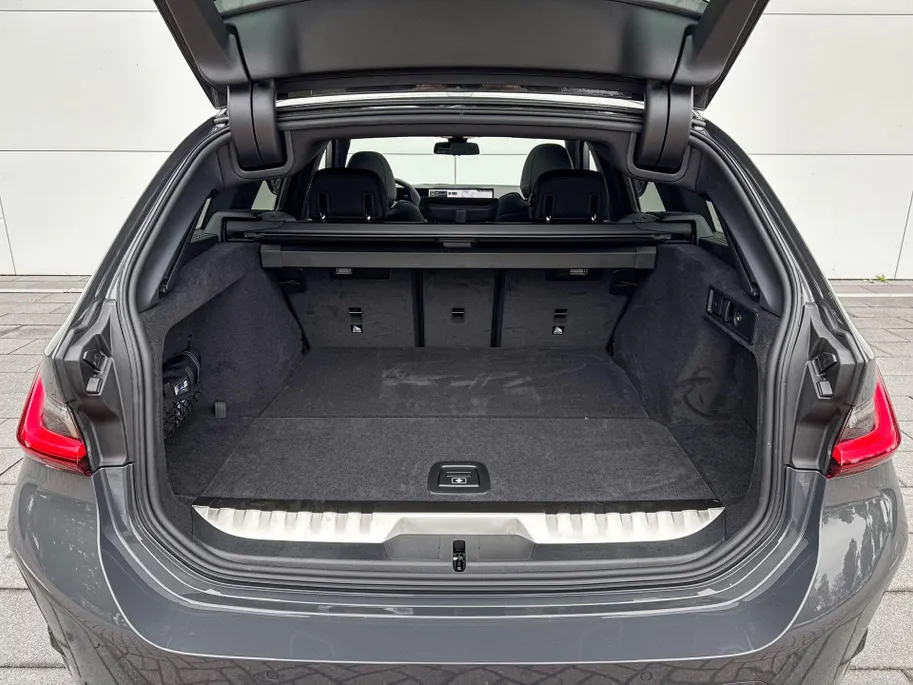 BMW 3 Serie Touring 330e