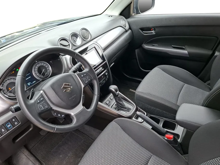 Suzuki Vitara 1.5 Hybrid Select Rhino Edition automaat | Hoge instap | Navigatie | Stoelverwarming | Adaptieve cruise control