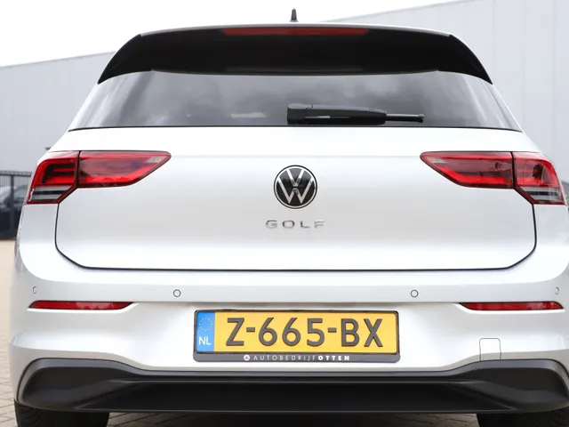 Volkswagen Golf 1.0 TSI Life  | CAMERA | ACC  | APPLE | LED | PDC