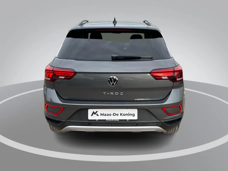 Volkswagen T-Roc 1.0 TSI 81KW/110PK Life Navigatie · Apple/Android Car Play · Camera + Parkeersensoren ·