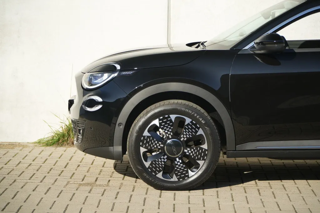 Fiat 600e La Prima 54 kWh | Leder | Navi | Camera | Carplay | 18'