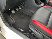 Kia Picanto 1.0 T-GDI GT-Line | Camera | Apple Carplay/Android Auto | Stoel/Stuur Verwarming | Cruise Control | Climate Control | Navigatie | 12 Maanden Bovag Garantie