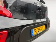 Kia Picanto 1.0 DPi DynamicPlusLine 1e Eigenaar | Navi | Bluetooth | Camera | Apple CarPlay & Android Auto | Keyless Entry | Metallic lak | Fabrieksgarantie | NAP
