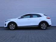 Kia XCeed 1.5 T-GDI MHEV DynamicLine | Android Auto/Apple Carplay | Stoel-/stuurverwarming | 16' LM | Camera | Zeer weinig km |