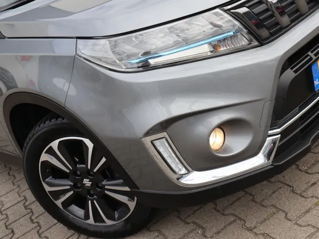 Suzuki Vitara 1.4 BoosterJet Style Hybrid AdaptiveCruise | Leder | Carplay