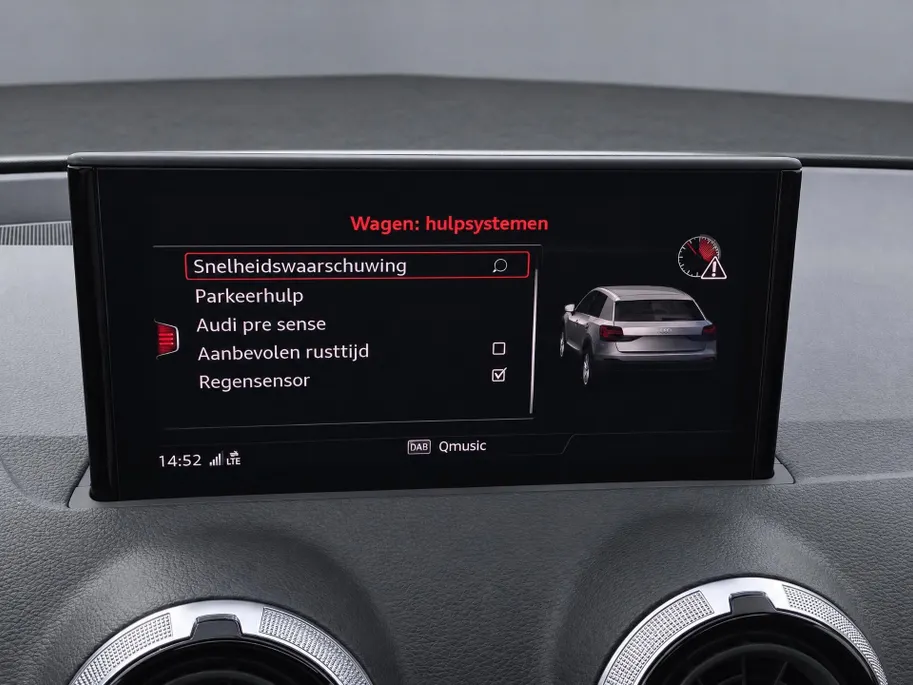 Audi Q2 35 TFSI/150PK S Line · Panoramadak · SONOS Audio ·  Camera · Apple/Android Car Play · Leder