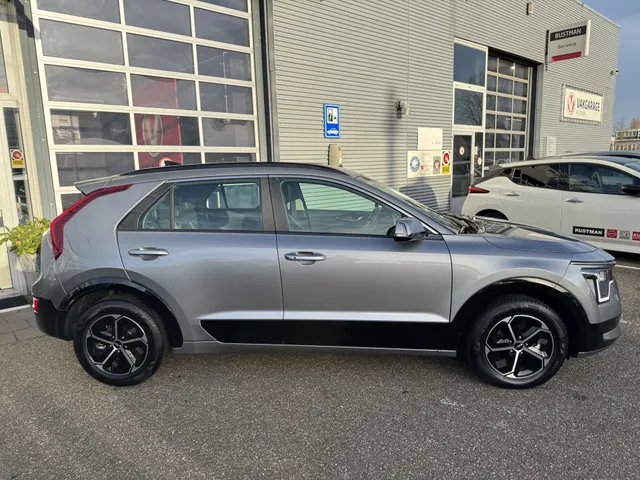 Kia Niro 1.6 GDi Hybrid DynamicLine