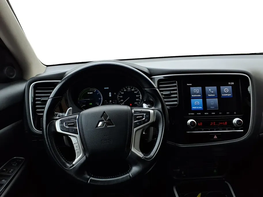 Mitsubishi Outlander 2.4 PHEV Pure Automaat | Trekaak | Andriod/Apple car play
