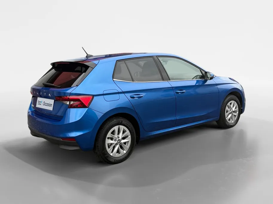Škoda Fabia 1.0 TSI Selection 116PK AUTOMAAT | Lichtmetalen velgen| Parkeer sensoren| Climate Control| Stuur verwarming| Stoel verwarming| Apple Carplay & Android Auto