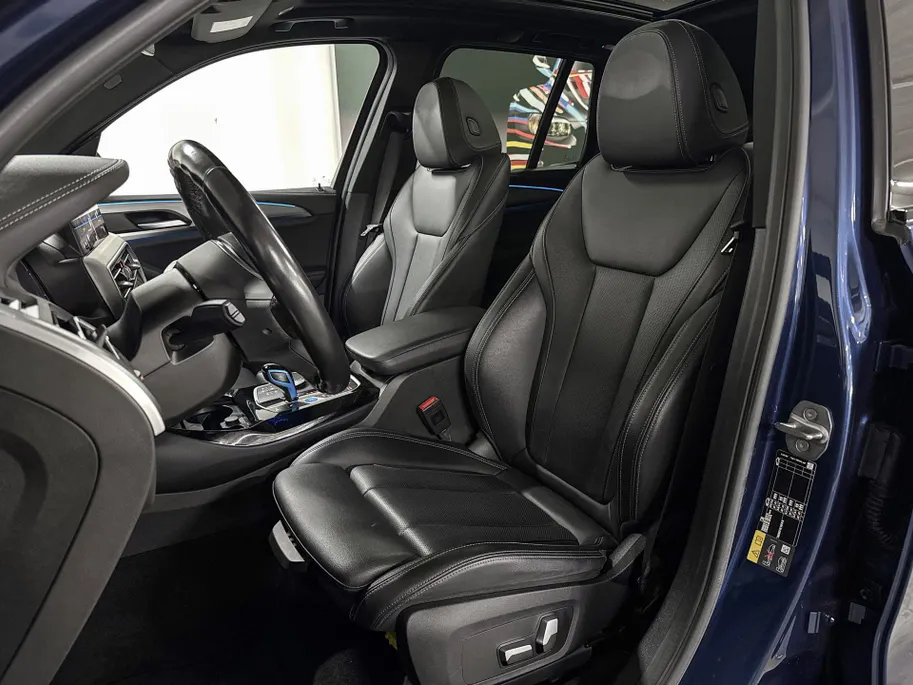 BMW iX3 Executive