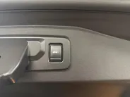 Renault Espace E-Tech full hybrid 200 iconic 7p. AUTOMAAT AIRCO CRUISE CONTROL 360CAMERA NAVIGATIE PANORAMADAK ELECTRISCHE KOFFERKLEP ADAPTIEVE ALLE OPTIES DIE JE KUNT VERZINNEN