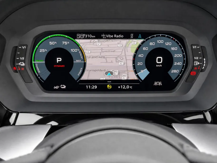 Audi A3 Sportback 40 TFSIe 150kW/204PK S Line · Panoramadak · Leder · Camera · Apple/Android Car Play · Drive select ·  EXTRA INRUILKORTING ·