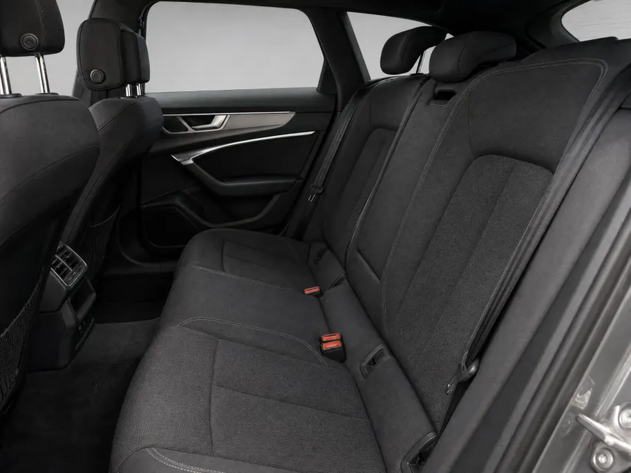 Audi A6 Avant 40 TFSI 204pk S edition Competition · Panoramadak · Apple/Android Car Play · Camera · Elek. stoelverstelling met memory · 19'' Velgen ·  Garantie t/m 15-07-2028 of 100.000km