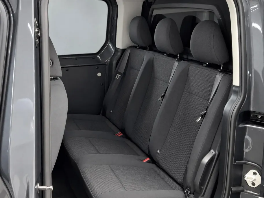 Volkswagen Bedrijfswagens Caddy Bedrijfswagens Cargo Flexible Limited Edition 1.5 eHybrid 115pk · Actieprijs van € 44.455,- voor € 39.955,- excl. BTW · 734602