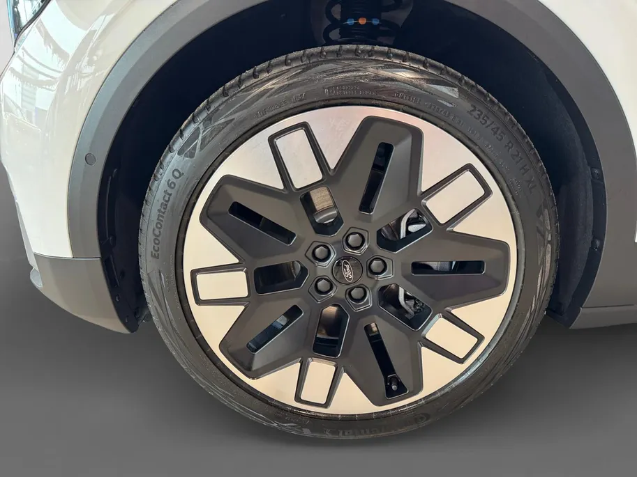 Ford Explorer Cargo Premium Extended Range RWD 77 kWh | Omgebouwd naar 2 persoons CARGO uitvoering | Lederen bekleding | 21' LM velgen | Navigatie | Head-up display | Adaptive cruise control
