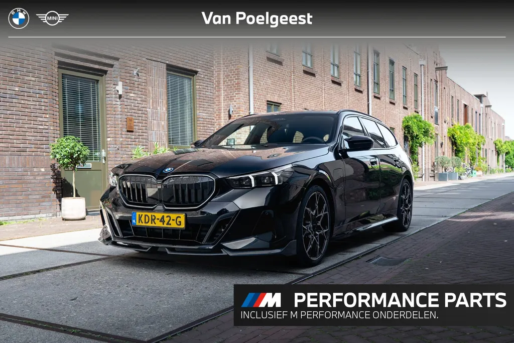 BMW 5 Serie Touring 530e M Sport Edition | M Performance Parts