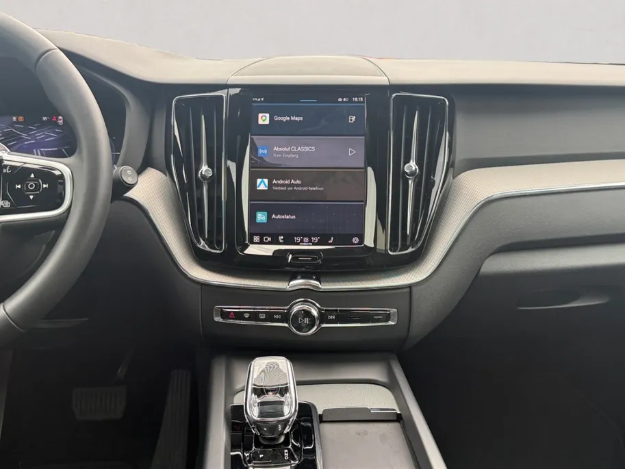 Volvo XC60 2.0 T8 AWD+ Black Edition | panoramadak | Harmann Kardan