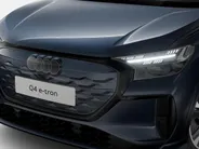 Audi Q4 Sportback Q4 Sportback S edition performance 286 PK · Trekhaak elek. wegklapbaar · Privacy glas · Lendensteunen