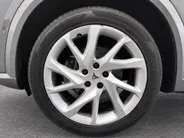 CUPRA Formentor 1.4 TSI 204pk DSG e-Hybrid Essential Limited · Panoramadak · Camera · Elek. Achterklep · Stuur- & Stoelverwarming · Keyless · Elek. Bestuurdersstoel + Geheugen ·